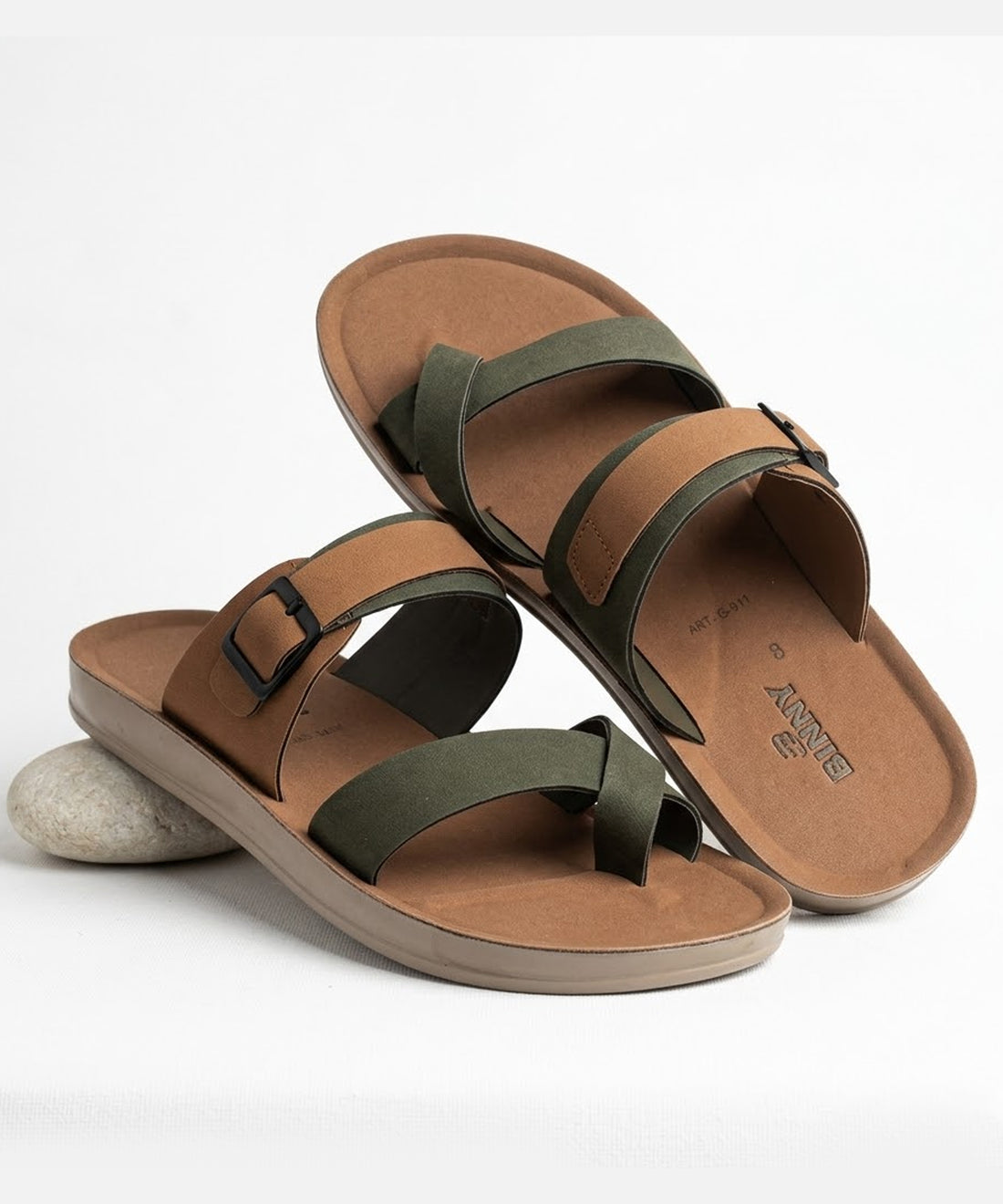 color:olive