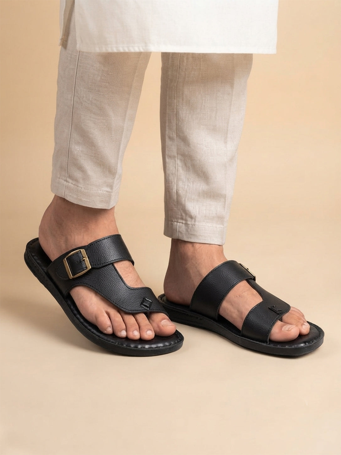 color:black