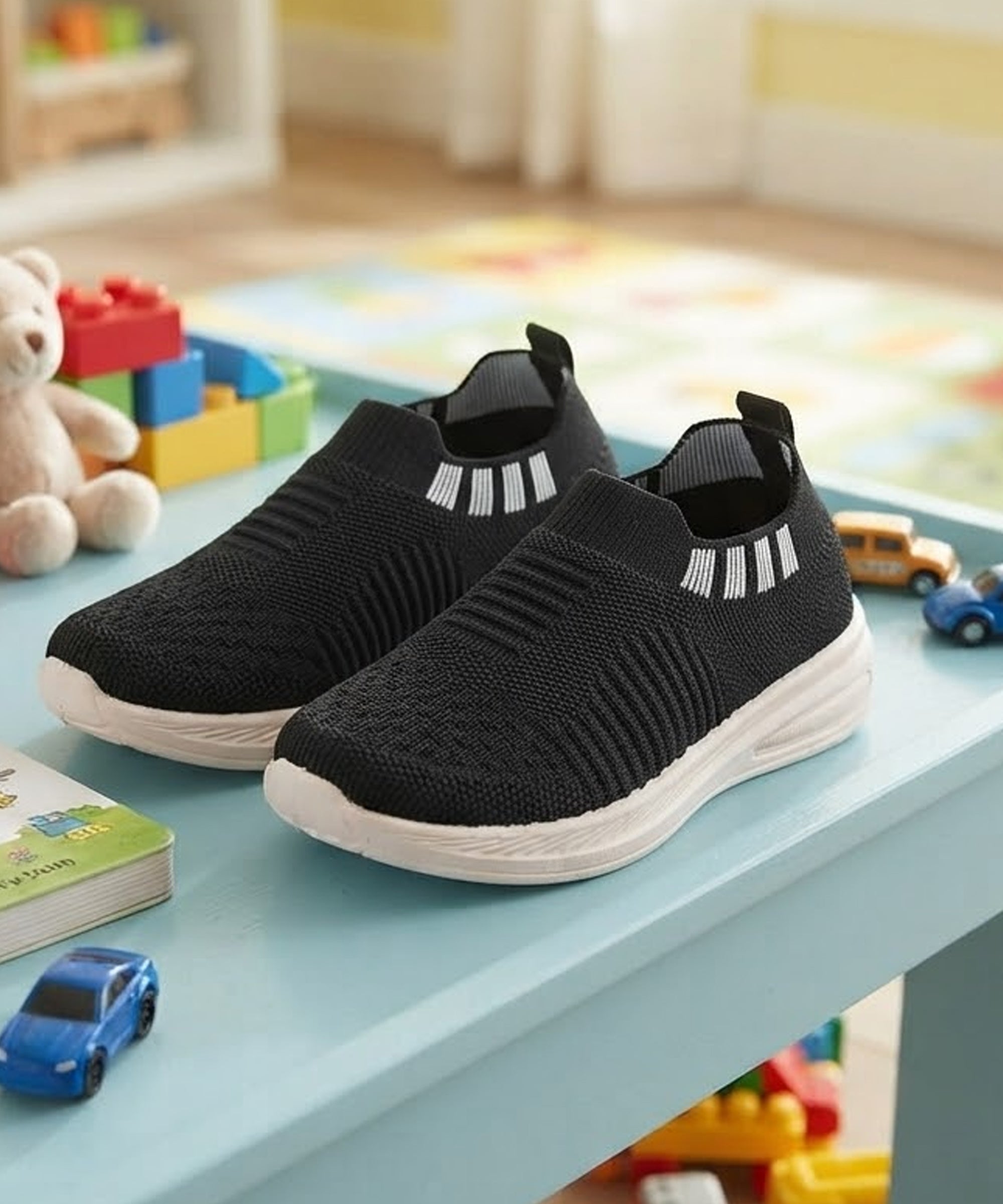 color:black