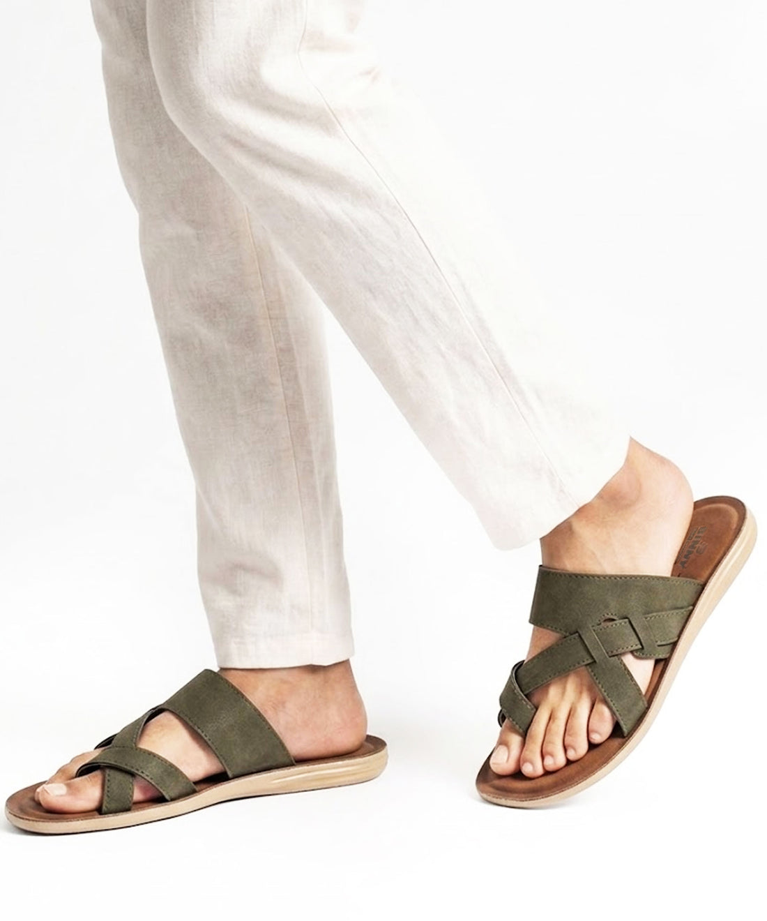 color:olive