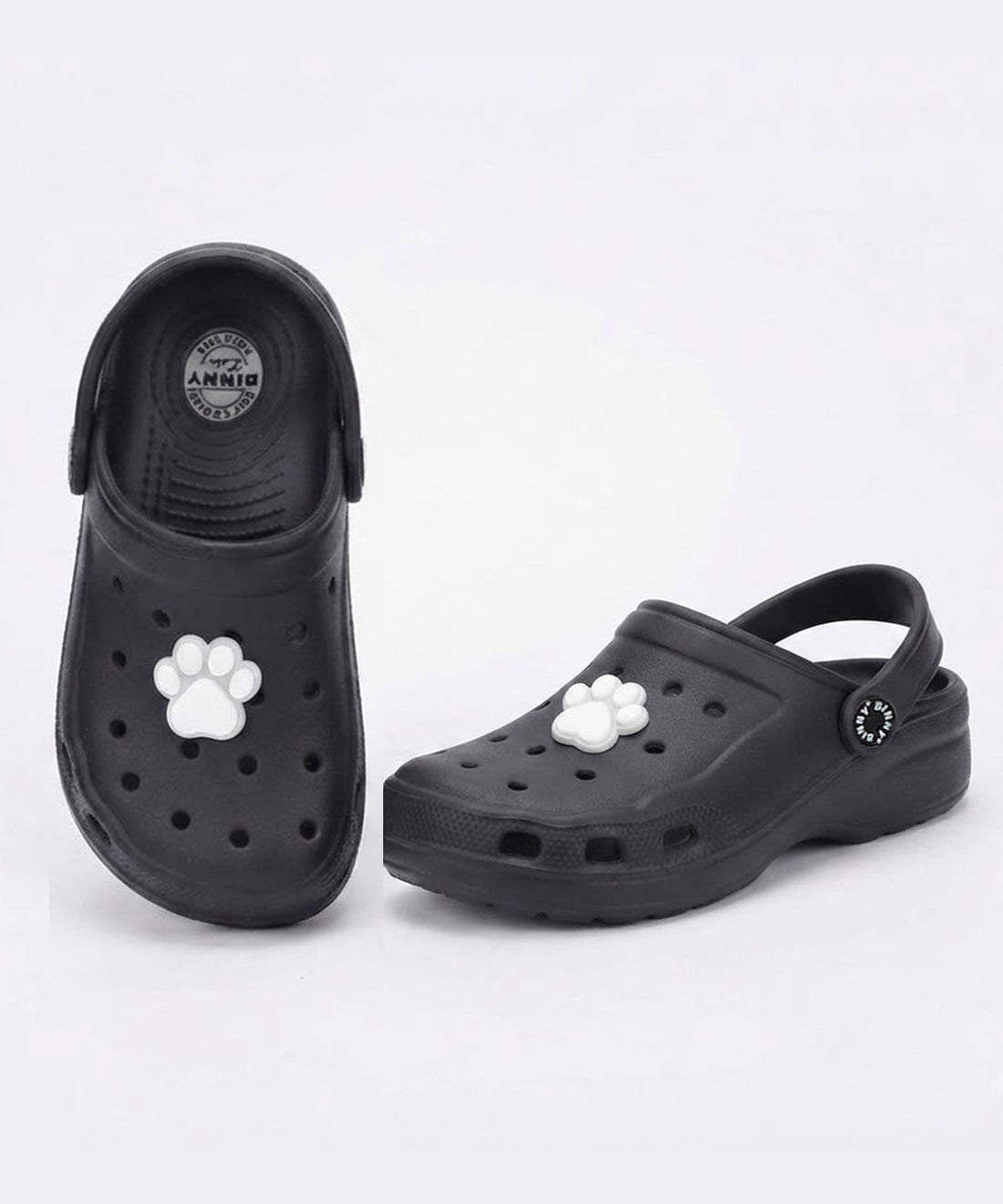 color:black
