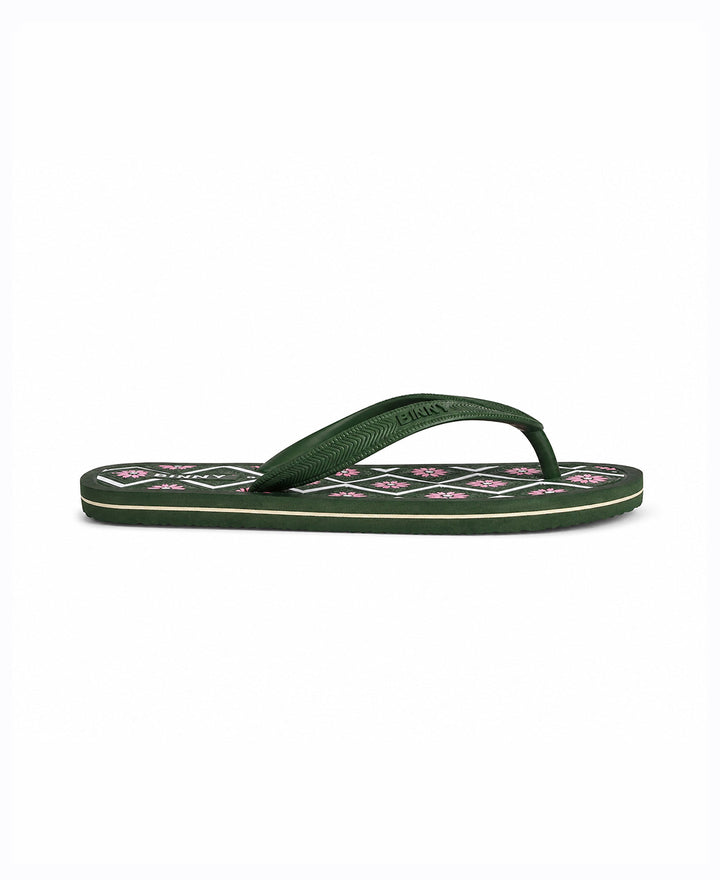 color:green